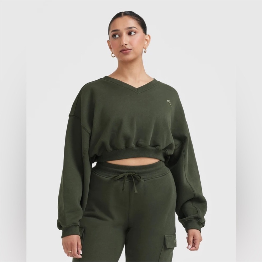 All Day Lightweight Oversized V-Neck Sweatshirt